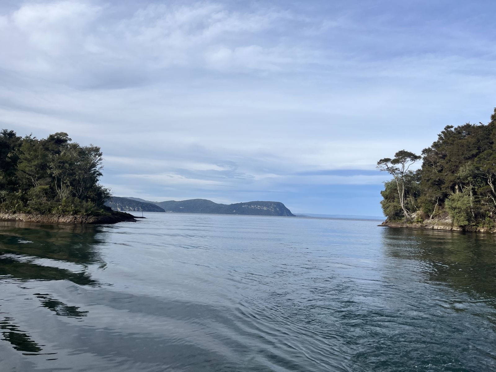A quiet bay on Lake Taupō
