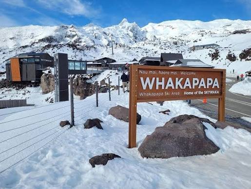 Whakapapa welcome sign, Home of the Skywaka